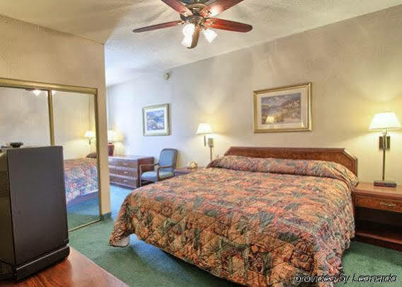 Best Western Harrisburg North Hotel Εξωτερικό φωτογραφία